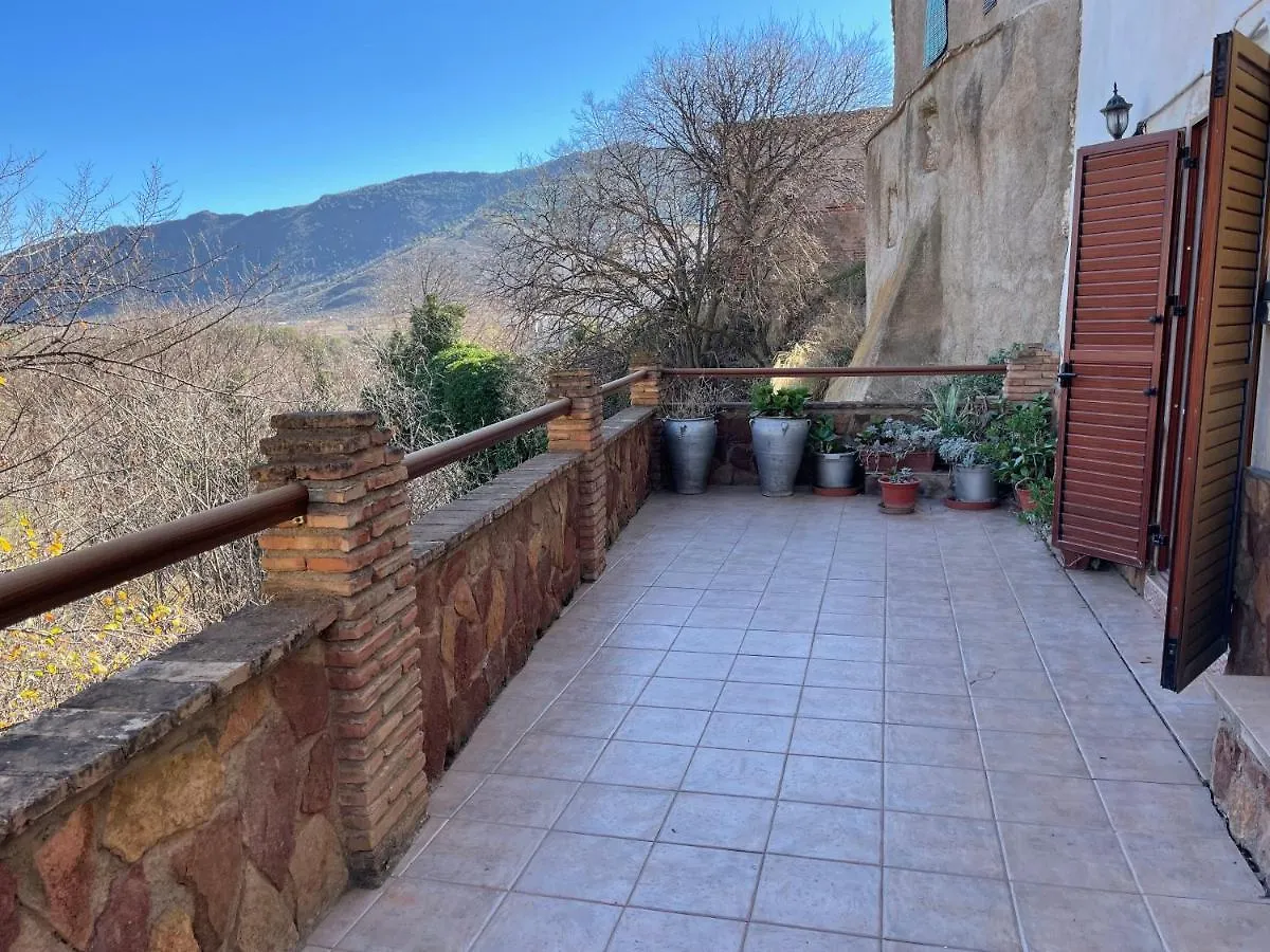 Casa Rural Con Terraza Magnifica Y 4 Habitaciones Benecid