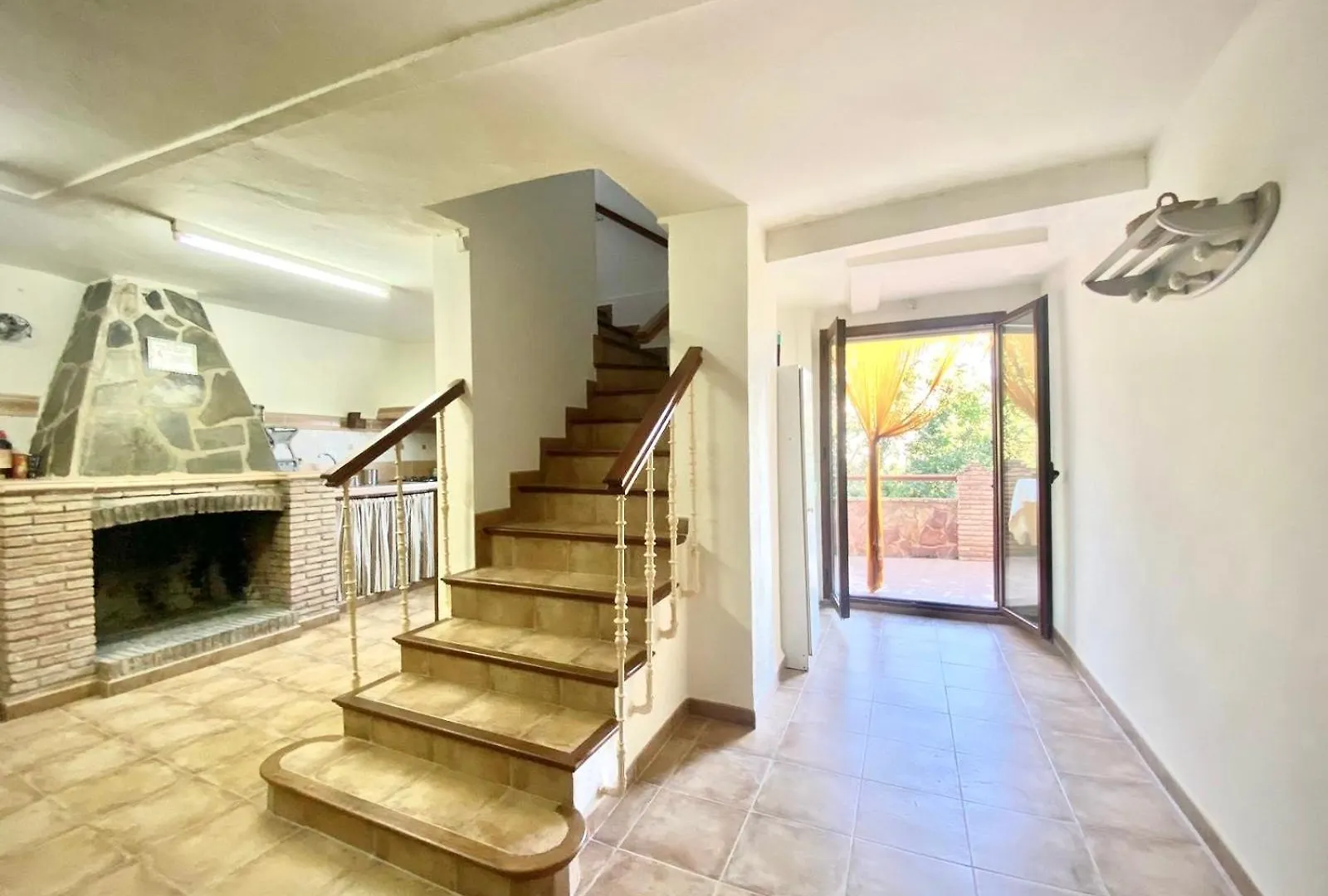 Casa Rural Con Terraza Magnifica Y 4 Habitaciones Benecid Spain